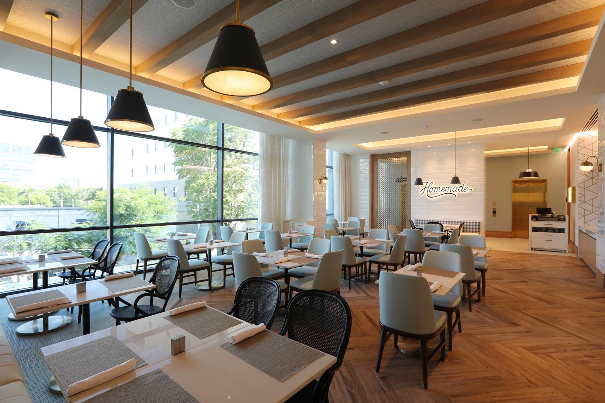 Courtyard By Marriott Santo Domingo Piantini Hotel ภายนอก รูปภาพ