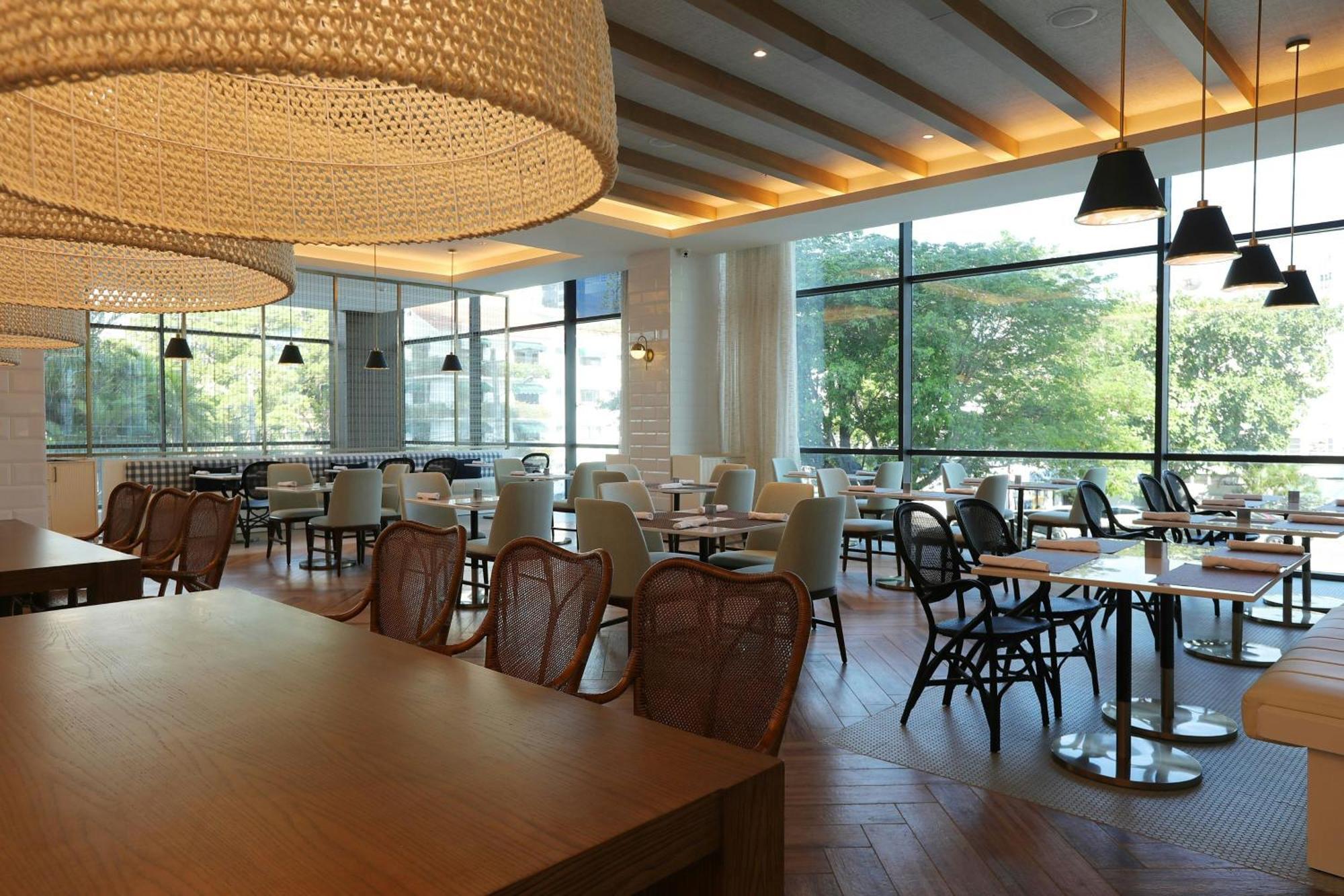 Courtyard By Marriott Santo Domingo Piantini Hotel ภายนอก รูปภาพ
